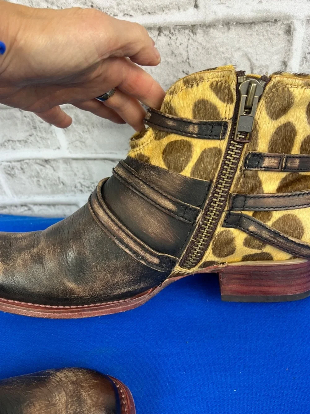 🦅|•FREEBIRD BY STEVEN•| 'Belfast' Animal Print Leather Booties Size 11-12